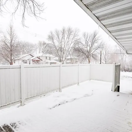 New Remodeled Townhome Close To Downtown Fargo Exterior photo