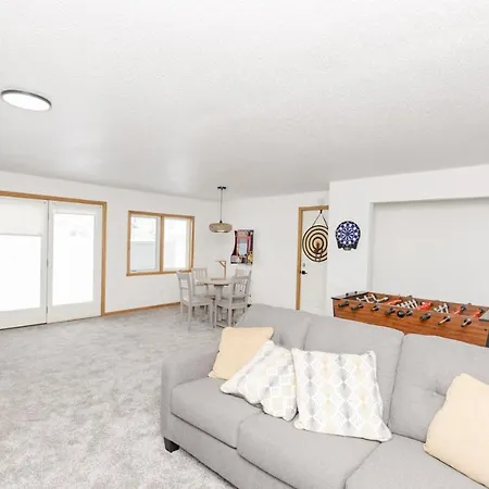 New Remodeled Townhome Close To Downtown Fargo Exterior photo